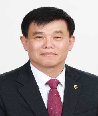 이영욱